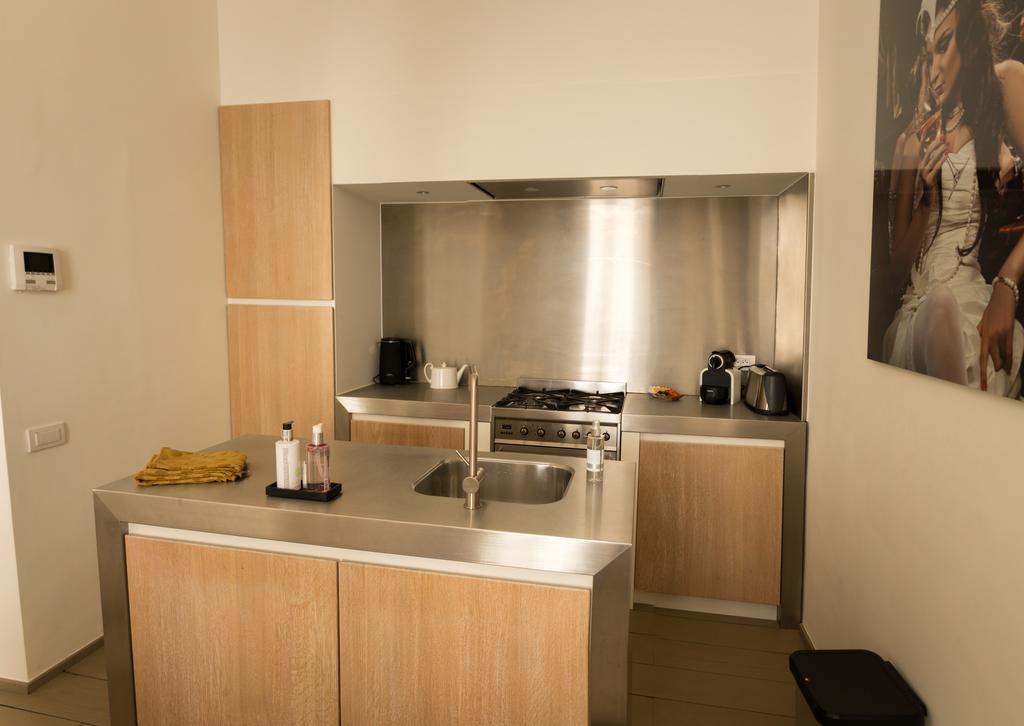 Y & L Villa Antwerpen Bagian luar foto